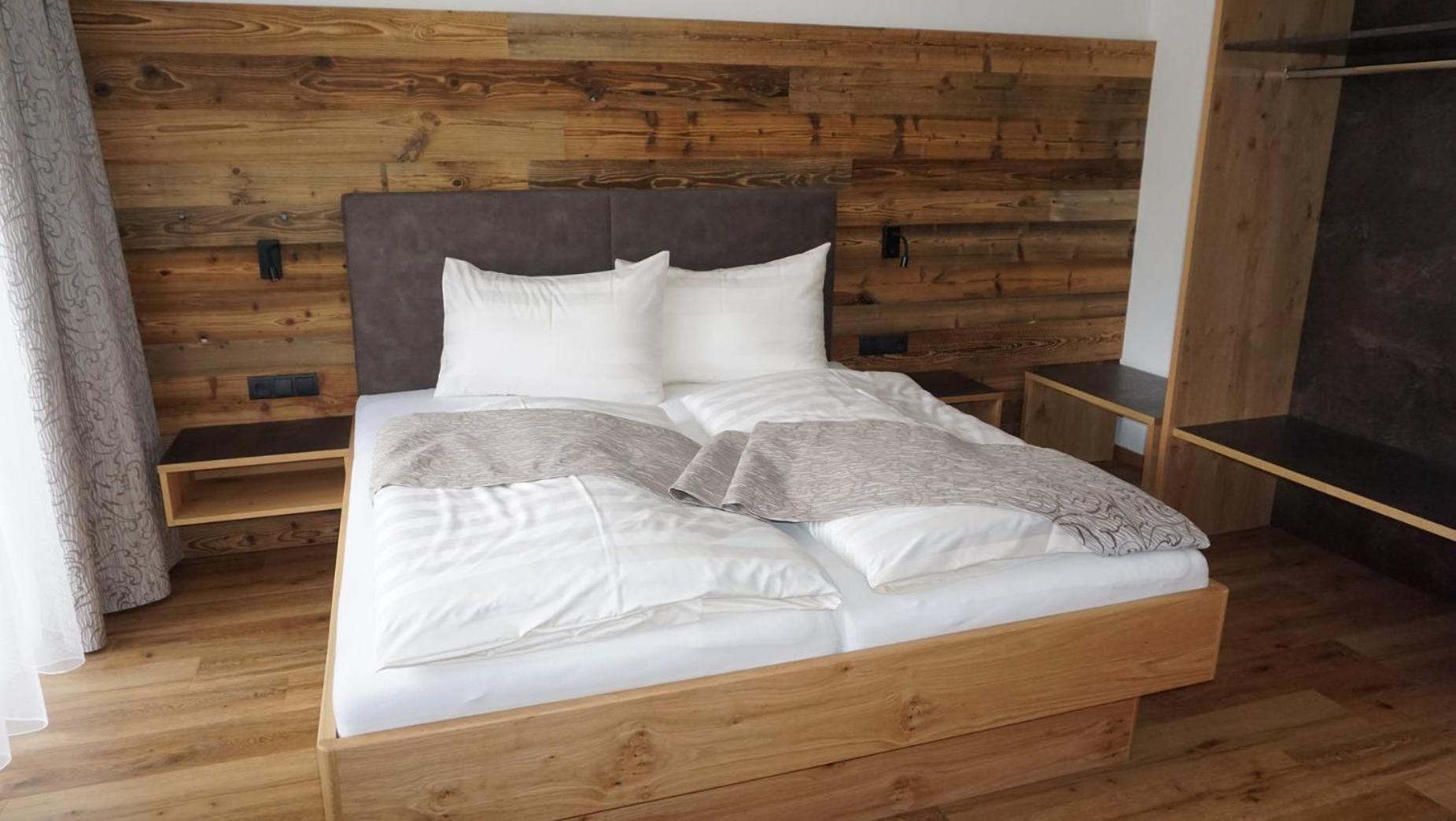 Aktiv Apartments Лойташ Стая снимка