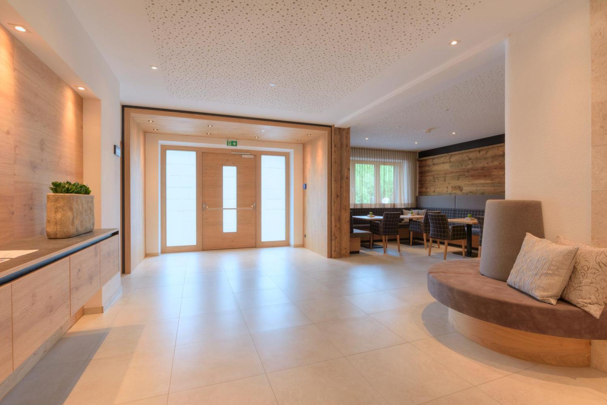 Aktiv Apartments Лойташ Екстериор снимка